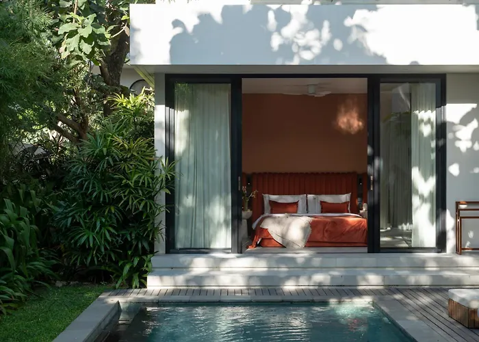 Lyvin Bingin Uluwatu