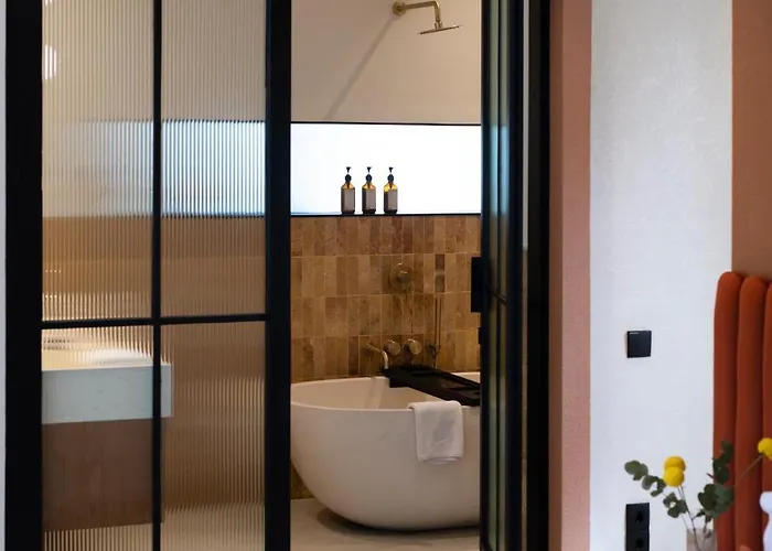 Lyvin Bingin Hotel 5*